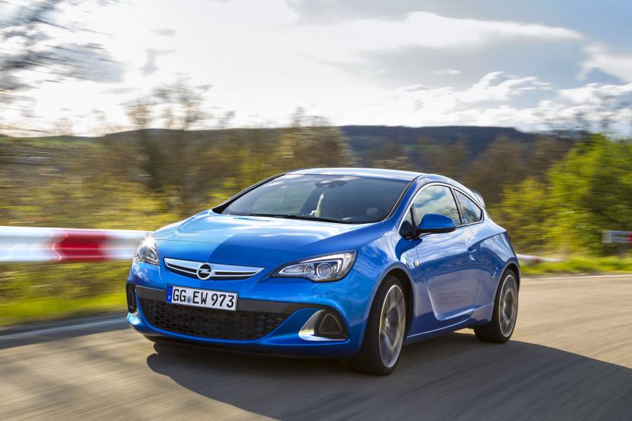  Opel Astra OPC 2012 года  (фото 37 из 64)